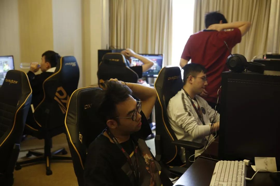 资讯《绝地求生》如何应对伏地魔？伏地魔应对方法分享