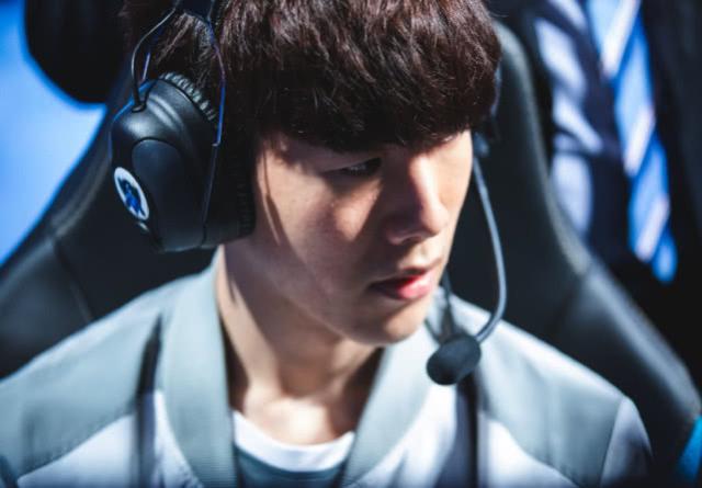 确认晋级登峰组且战胜BLG，LGD：兄弟们，登峰组见！