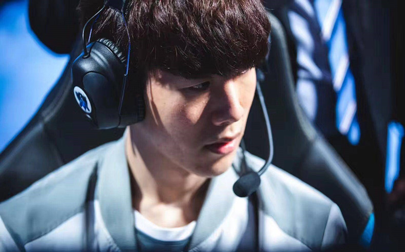 malbsMd ： 我一直认为 huNter- 和 NiKo 都能成为优秀的领导者。